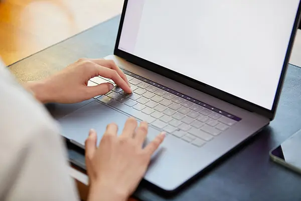 河海大学任文青简介